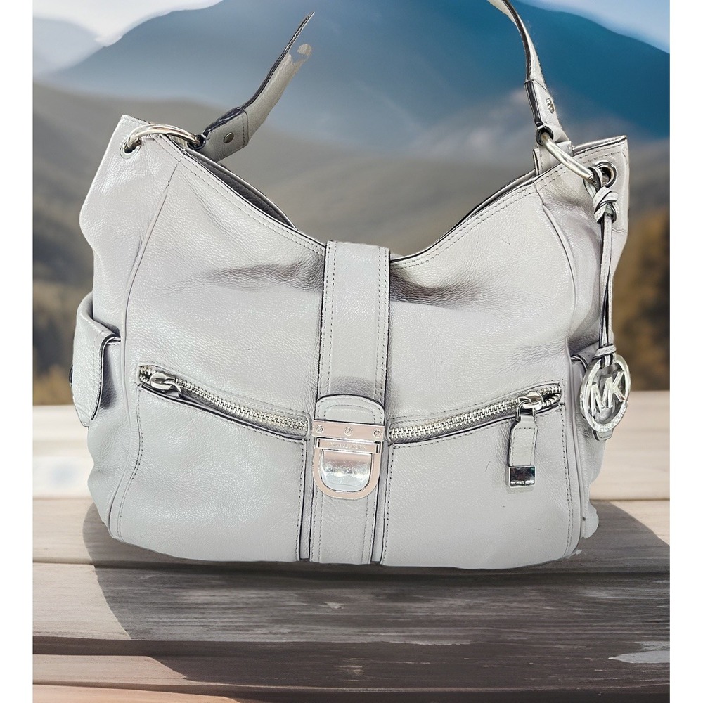 Michael Kors Pebbled Leather Bone Color W/Silver Hardware Shoulder Bag 11x13x4"